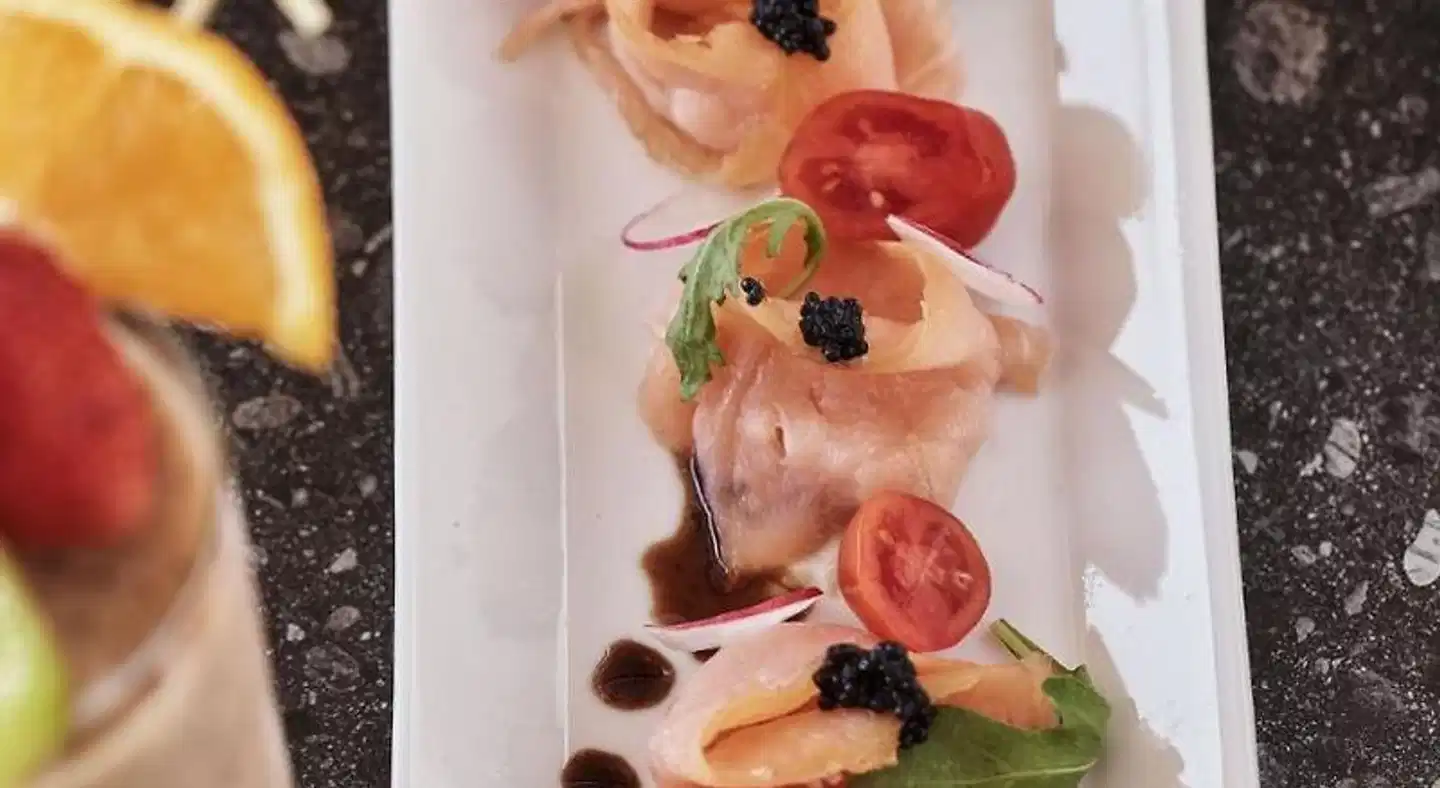 Radisson Blu Euphoria Resort, Mykonos Badezimmer