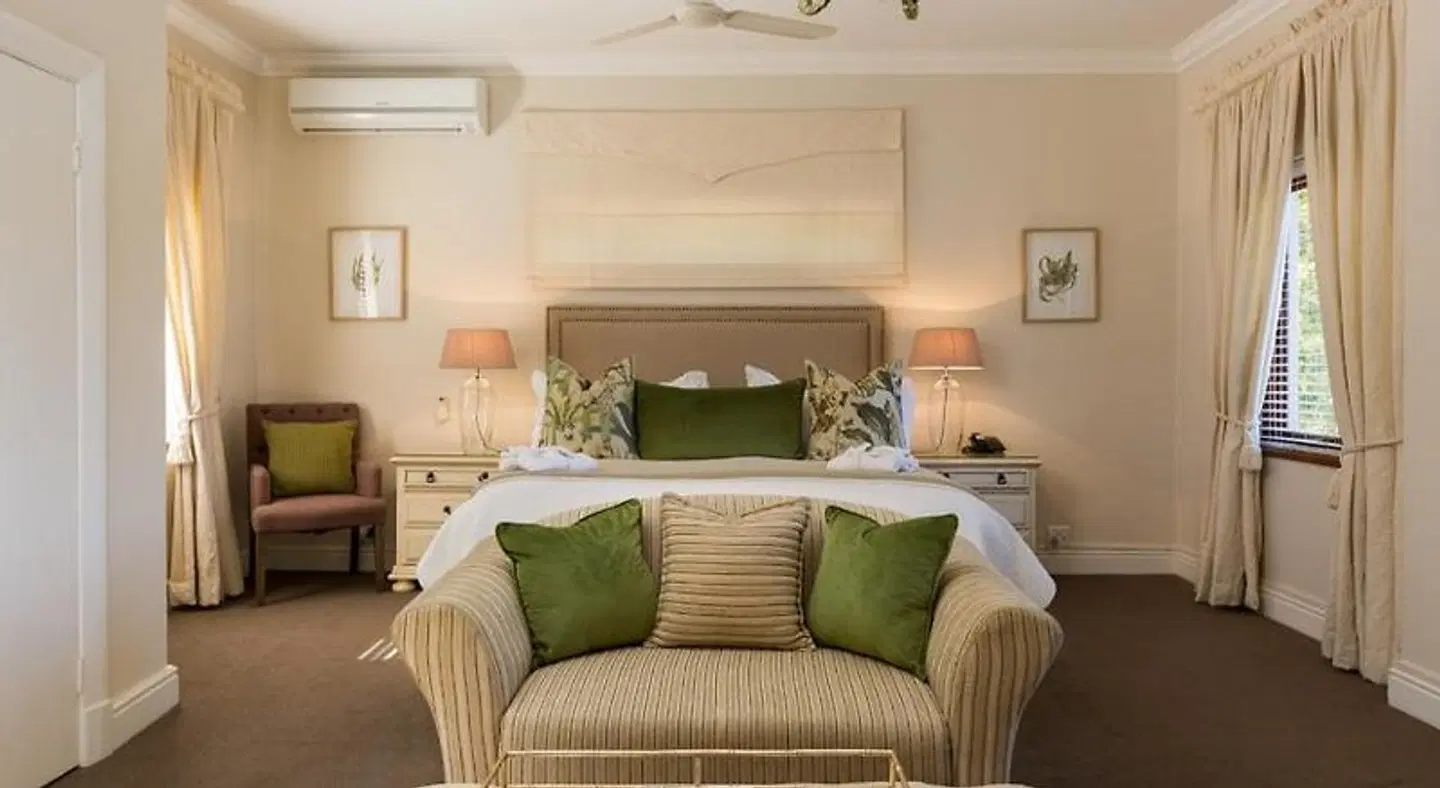 Fernwood Manor Boutique Guest House ROOM_EXAMPLE