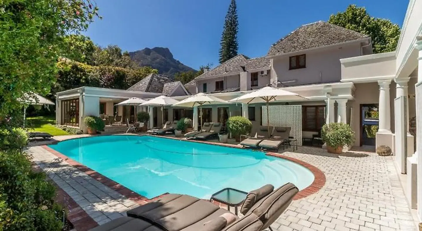 Fernwood Manor Boutique Guest House OUTDOOR_POOL