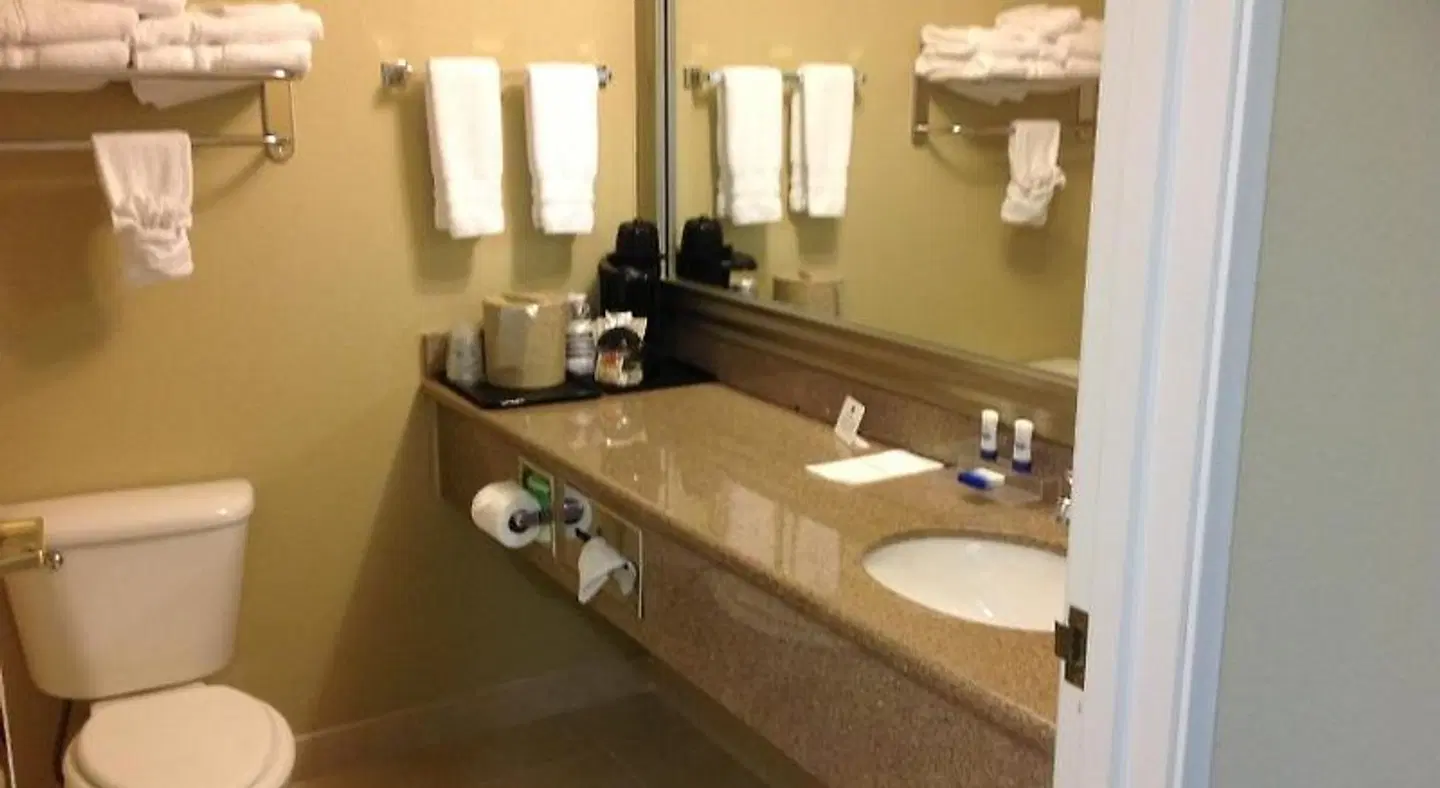 Best Western Plus Waco North Badezimmer