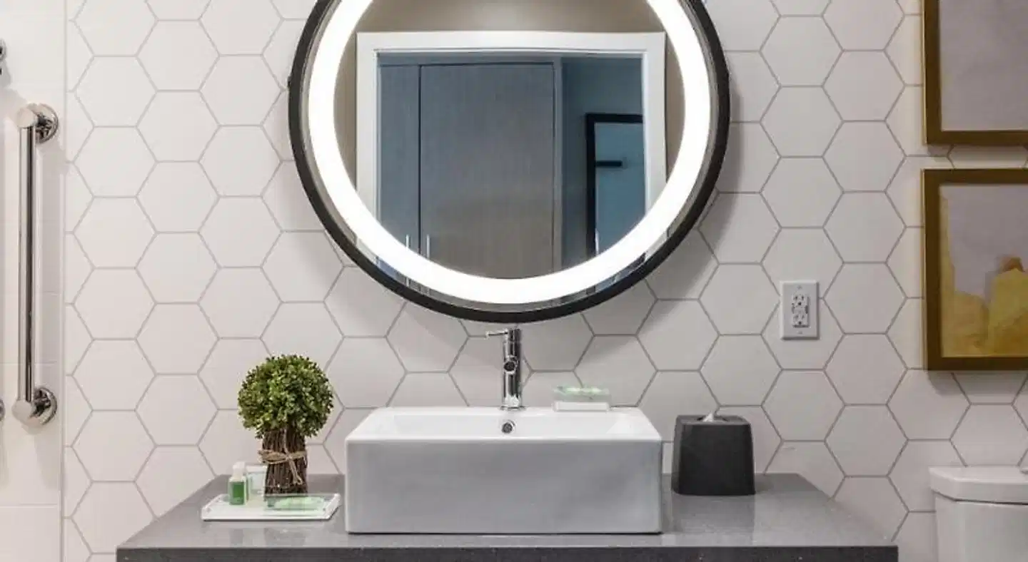 Holiday Inn & Suites Nashville Dtwn - Conv Ctr Badezimmer