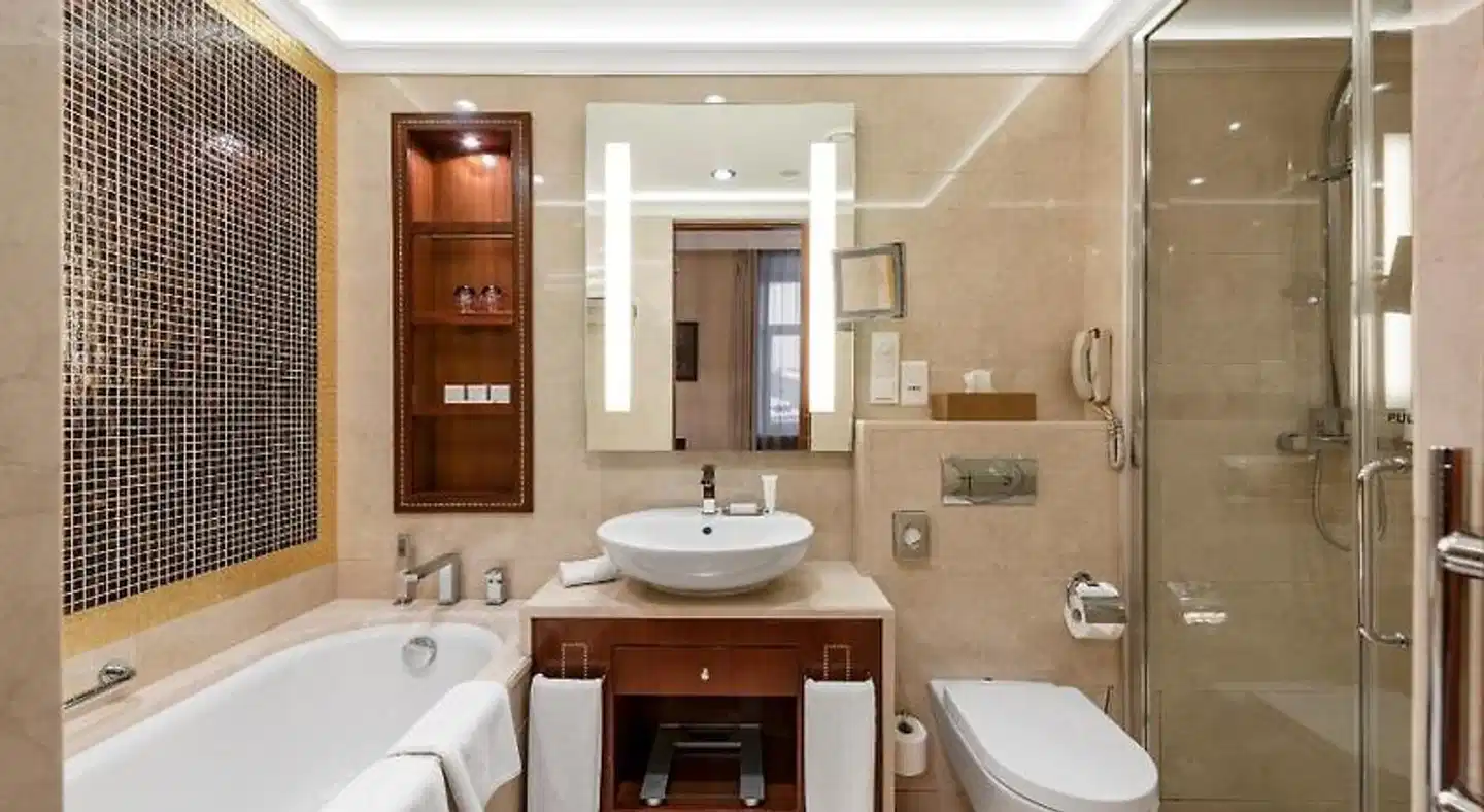Grand Hotel Kempinski Vilnius Badezimmer