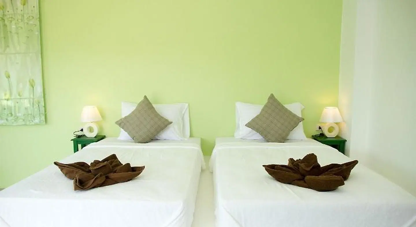 KeereeLay ROOM_EXAMPLE