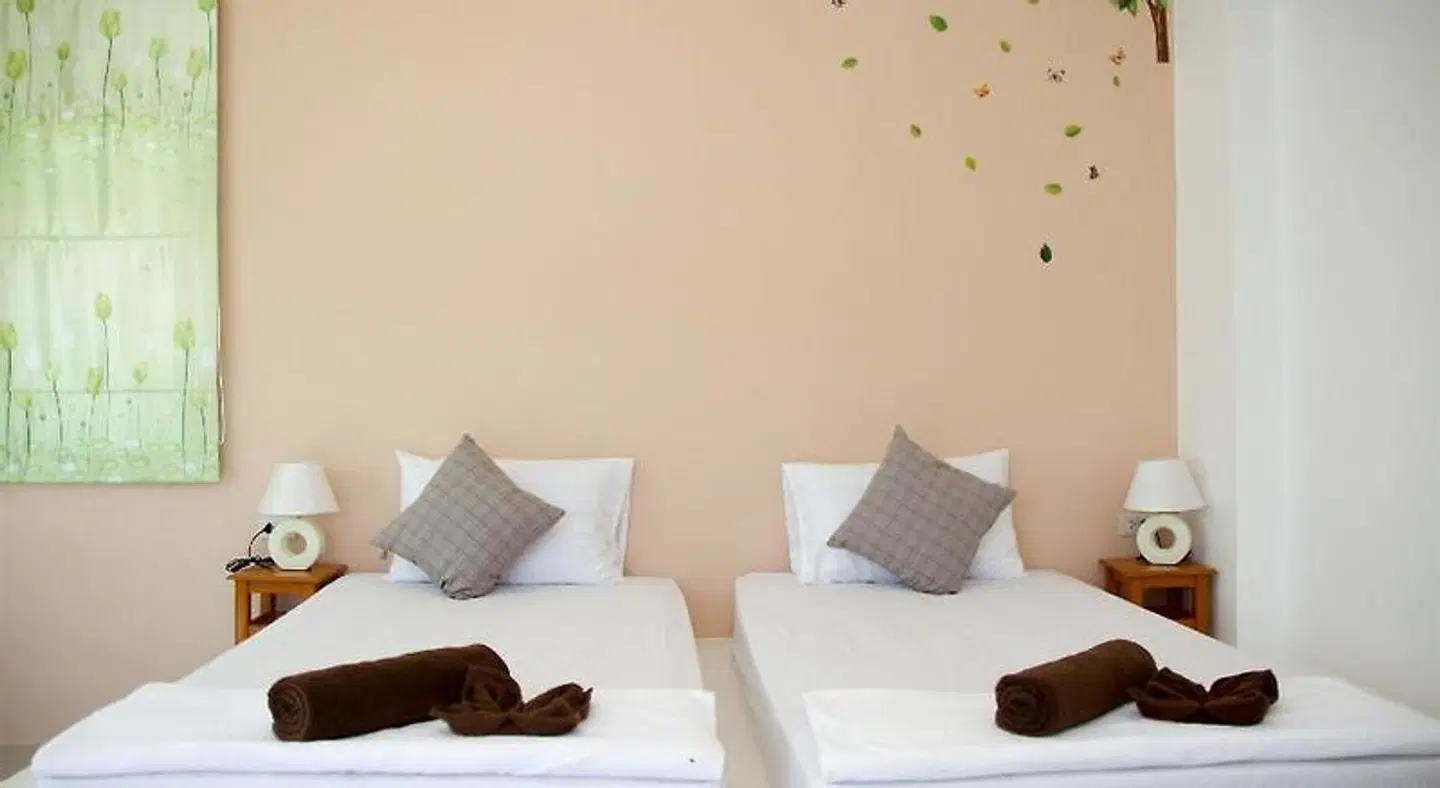 KeereeLay ROOM_EXAMPLE