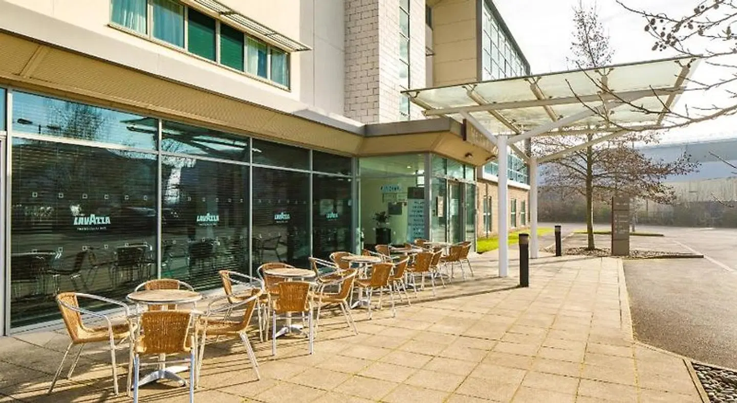 Mercure Sheffield Parkway Hotel Terrasse