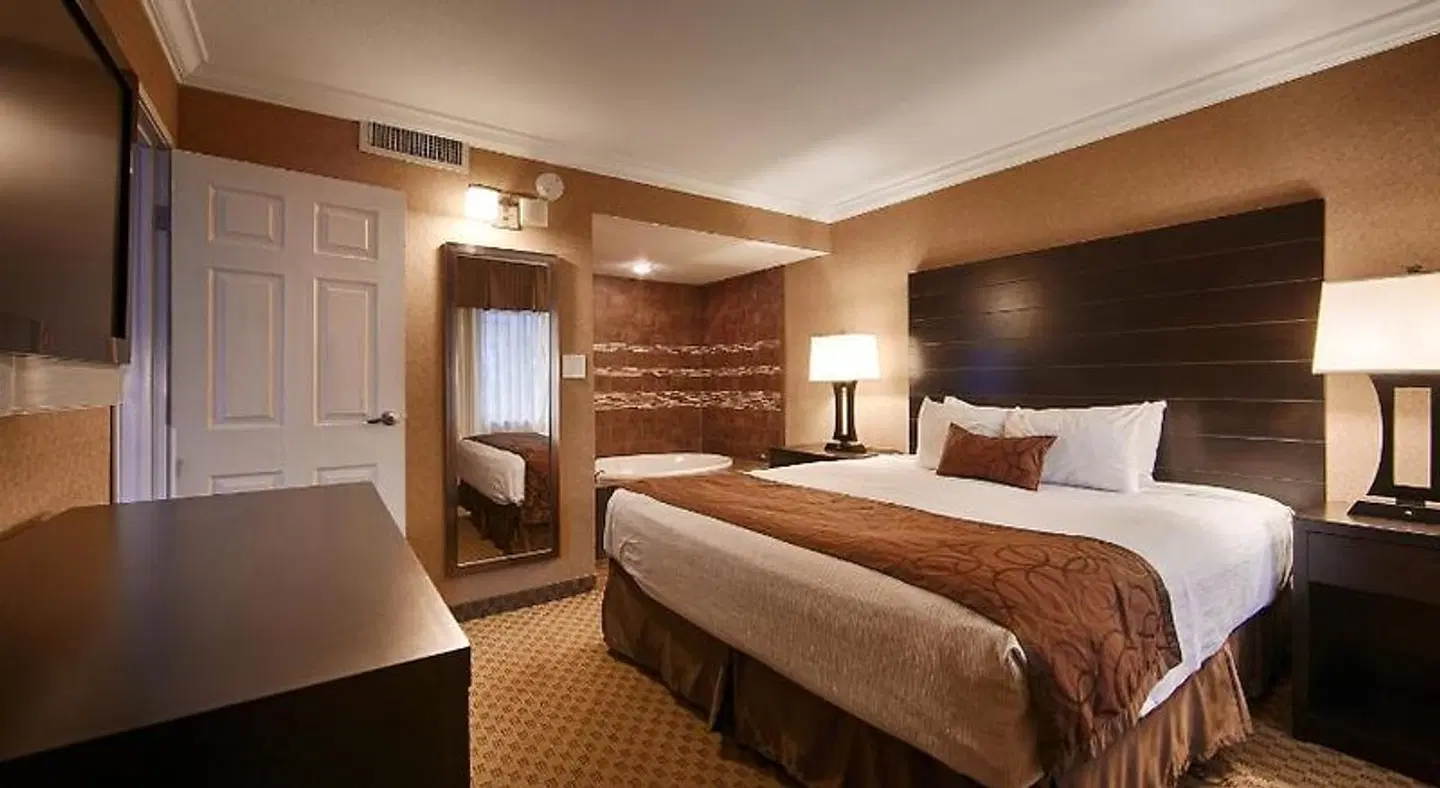 Best Western InnSuites Yuma Mall Hotel & Suites ROOM_EXAMPLE