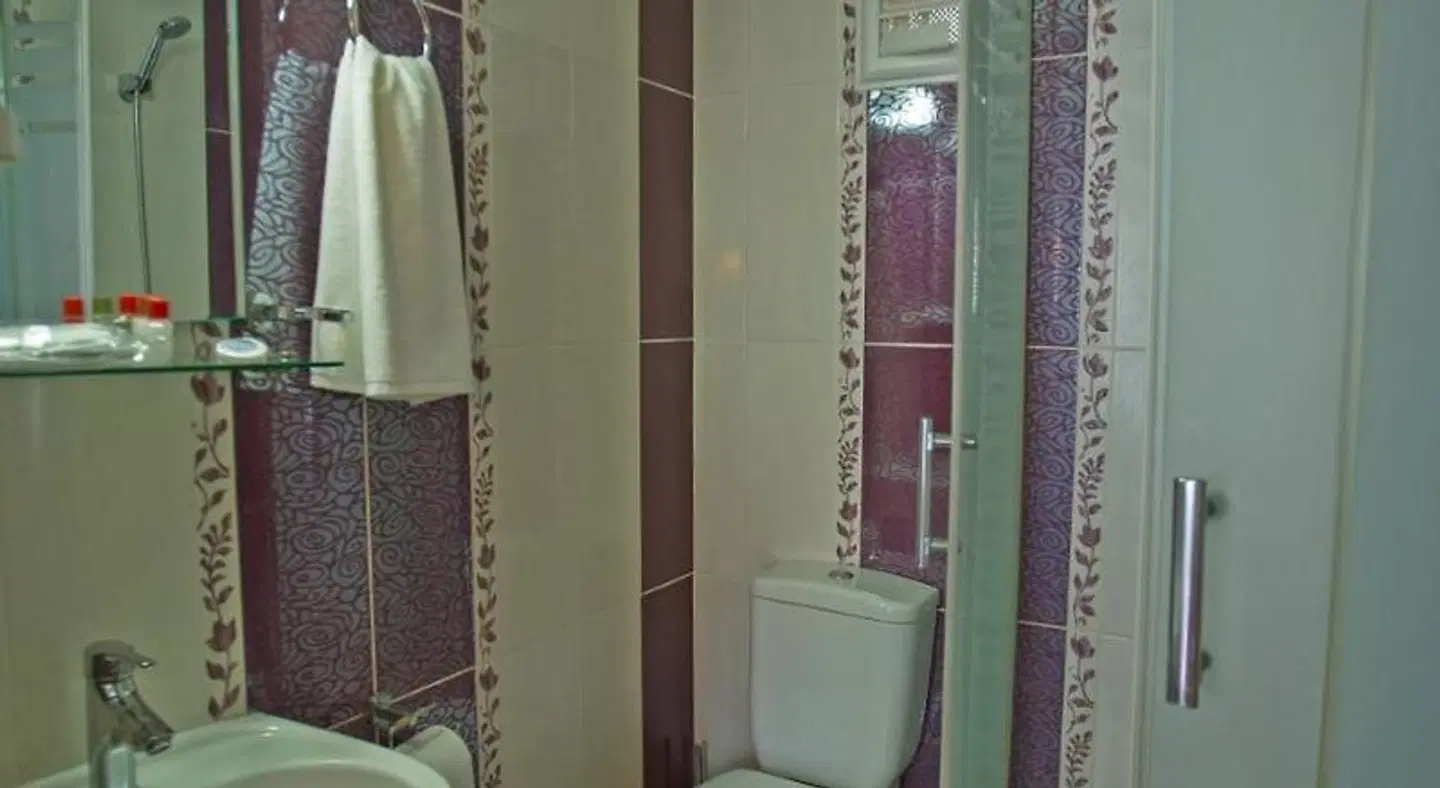 Sirkeci Emek Hotel Badezimmer