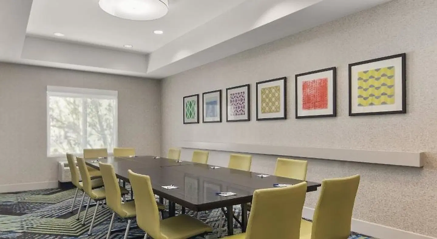 Holiday Inn Express & Suites Sacramento Airport Natomas Konferenz