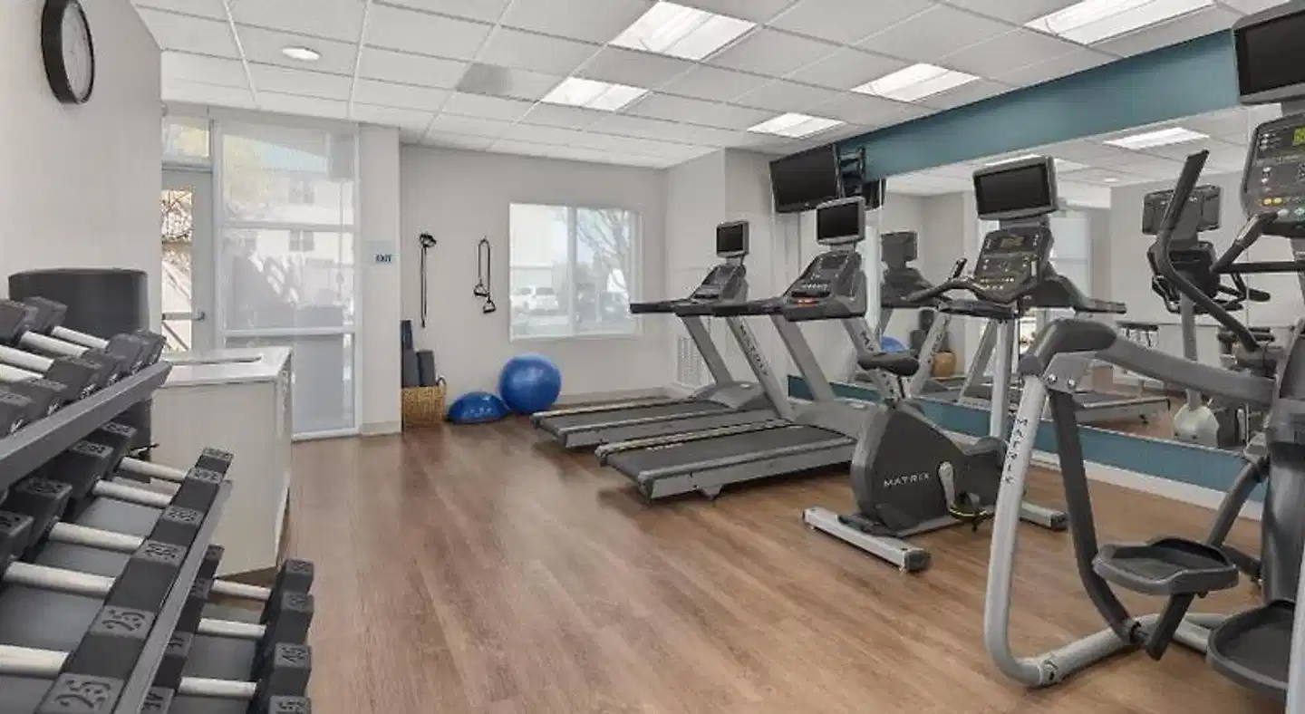 Holiday Inn Express & Suites Sacramento Airport Natomas Sport und Entertainment