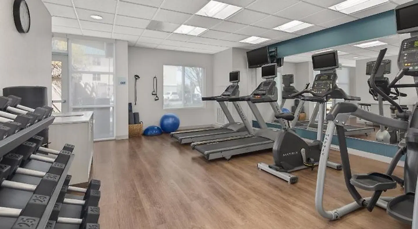 Holiday Inn Express & Suites Sacramento Airport Natomas Sport und Entertainment