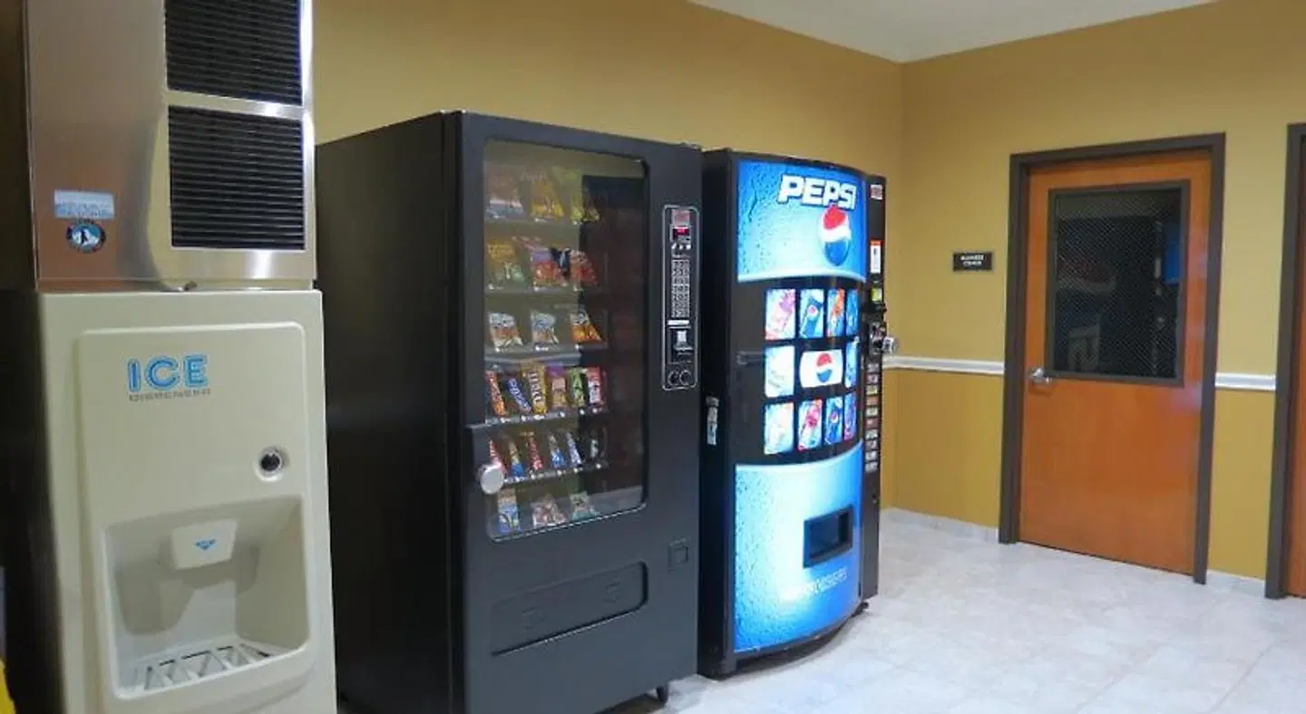 Best Western Plus North Houston Inn & Suites LOUNGE_LOBBY