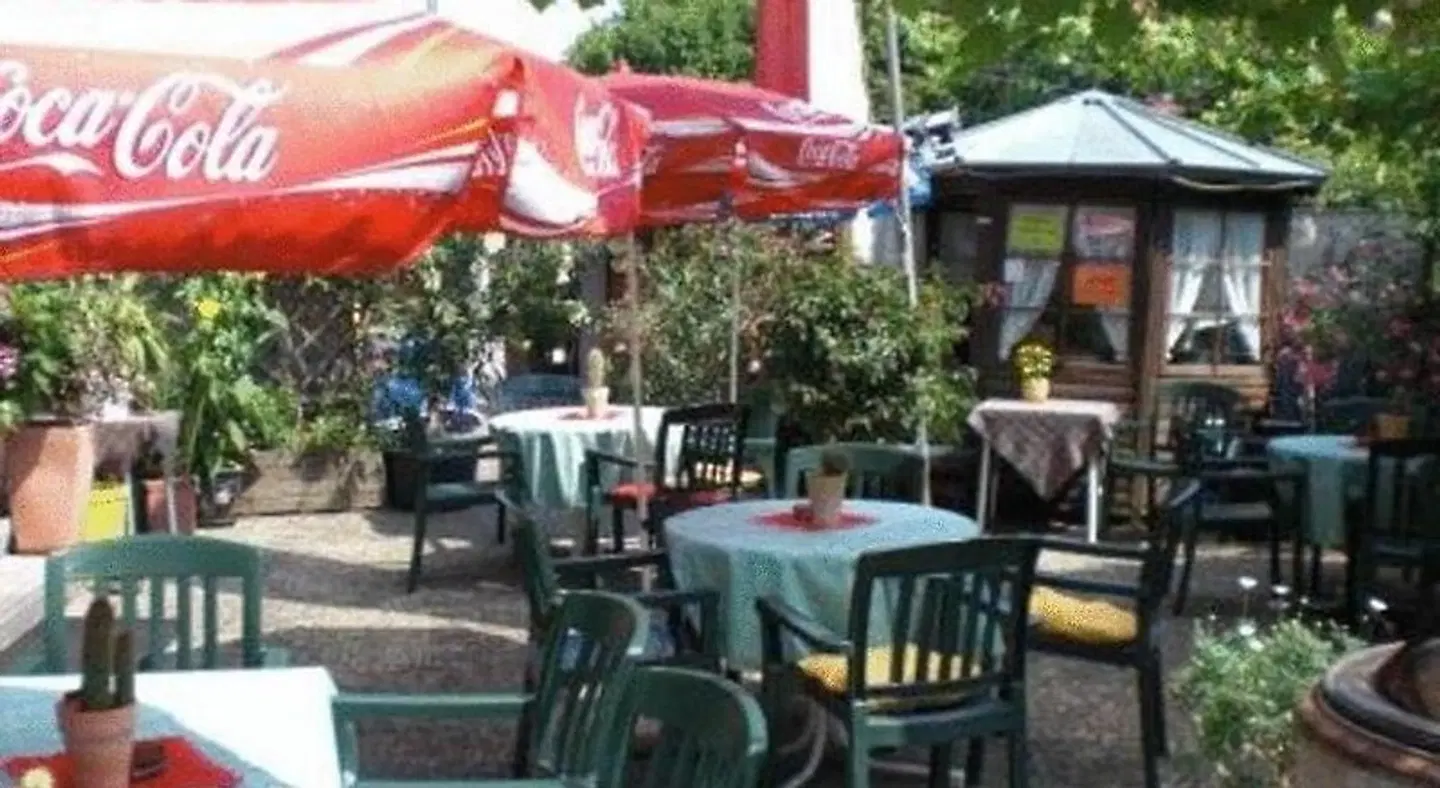 Post Terrasse