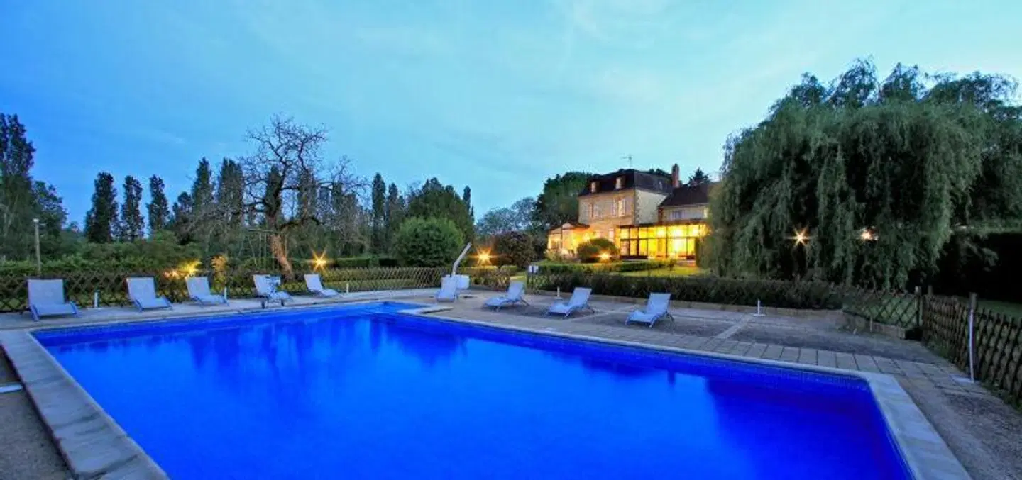 Hotel Restaurant La Verperie OUTDOOR_POOL