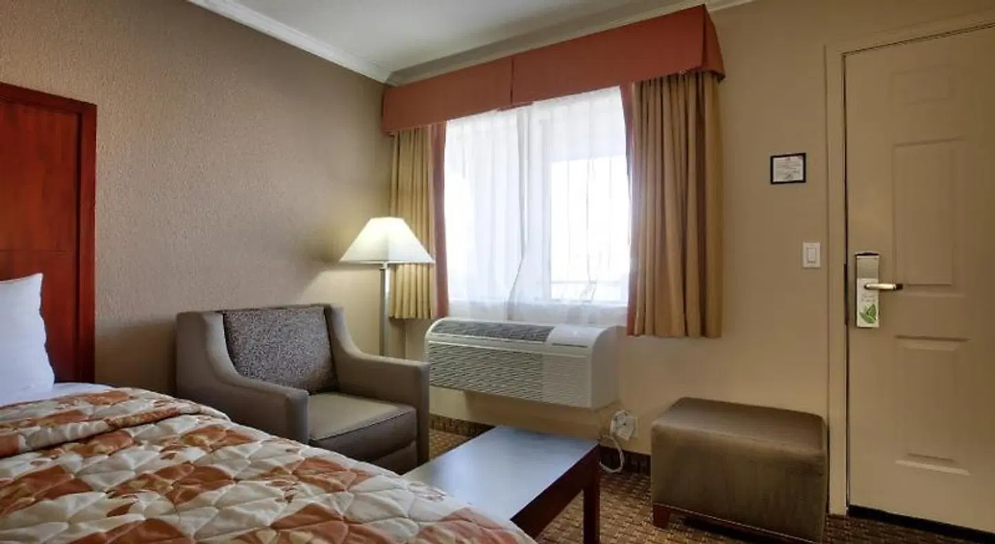 The Views Inn Sedona ROOM_EXAMPLE