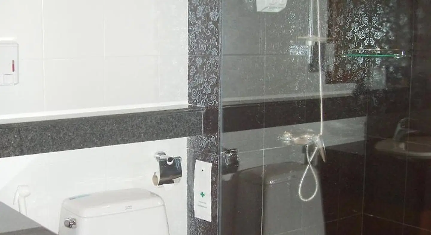 Baan Sukhumvit Soi 18 Badezimmer