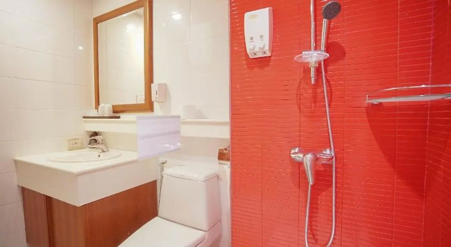 Baan Sukhumvit Soi 18 Badezimmer