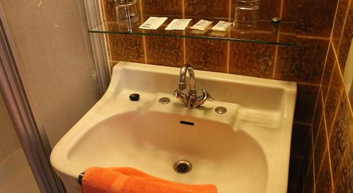 Zur Linde Badezimmer