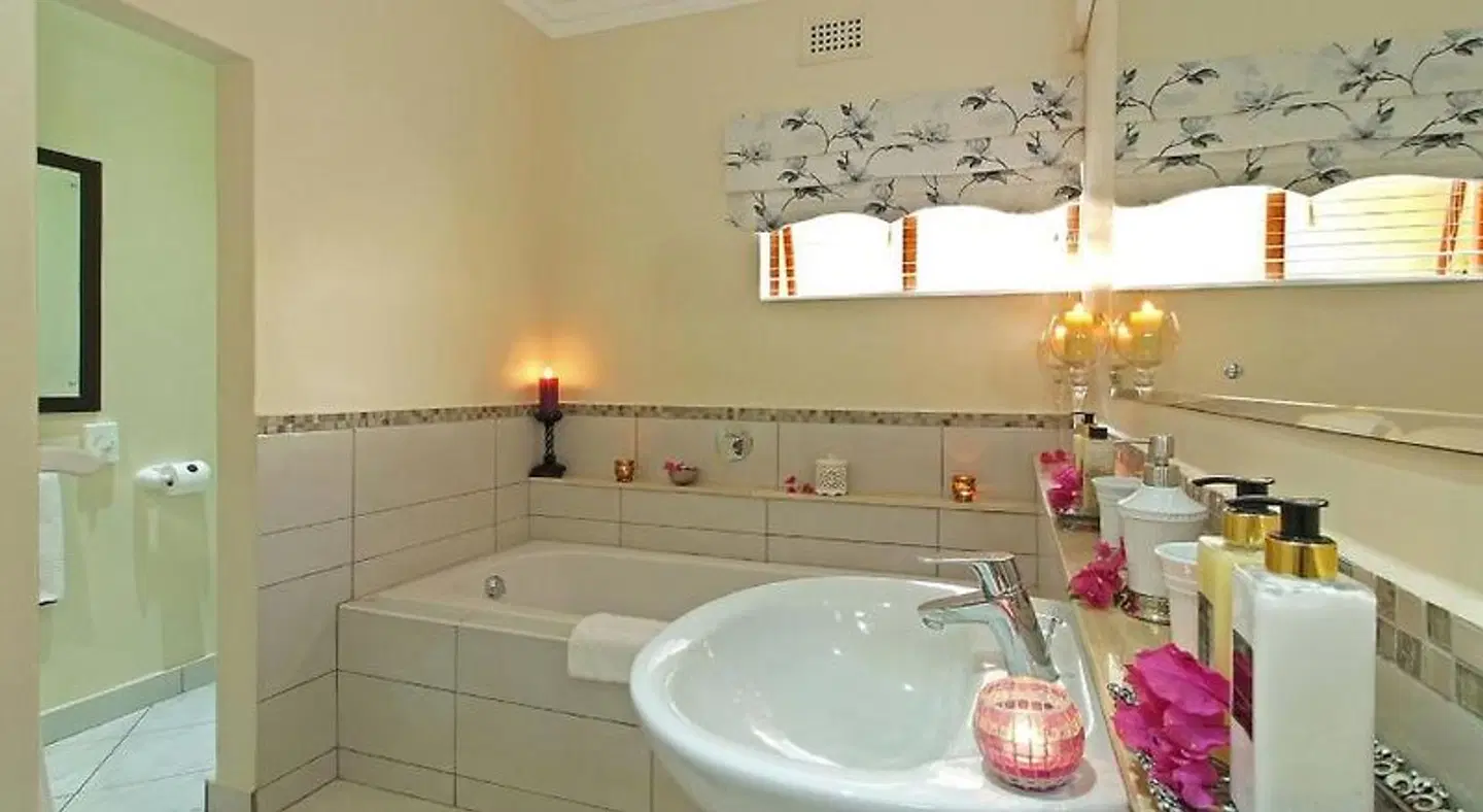 Anchors Rest Guest House and Self Catering Badezimmer