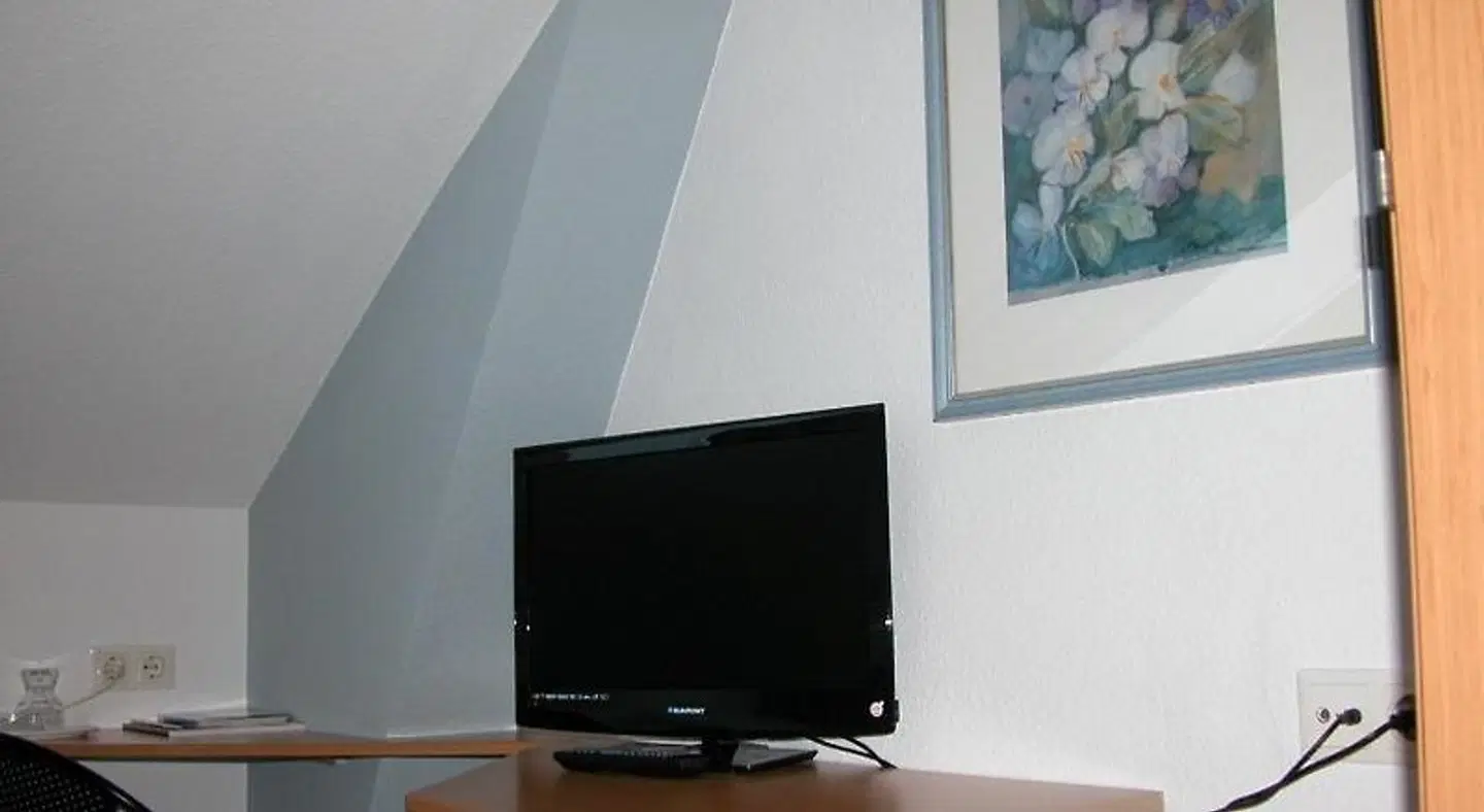 Keil ROOM_EXAMPLE