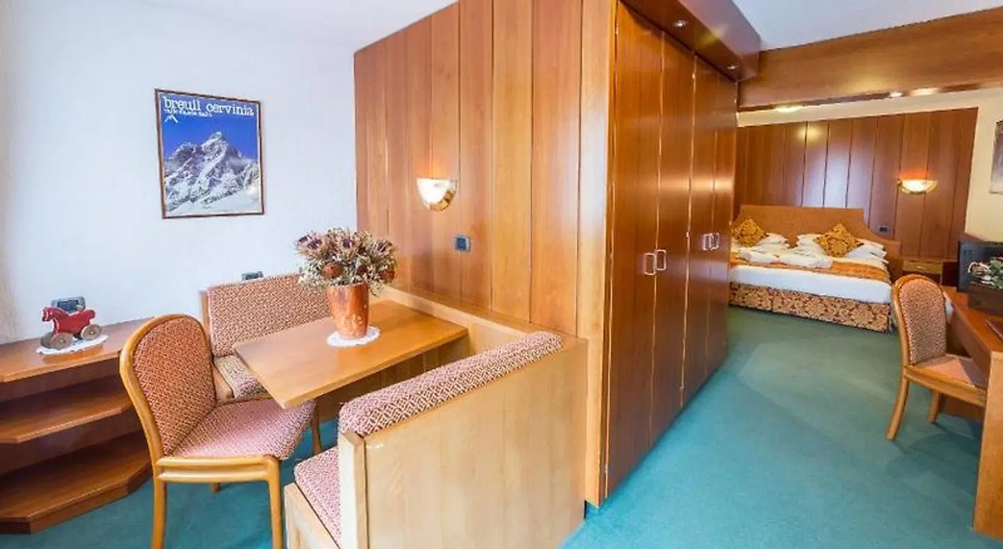 Excelsior Planet ROOM_EXAMPLE