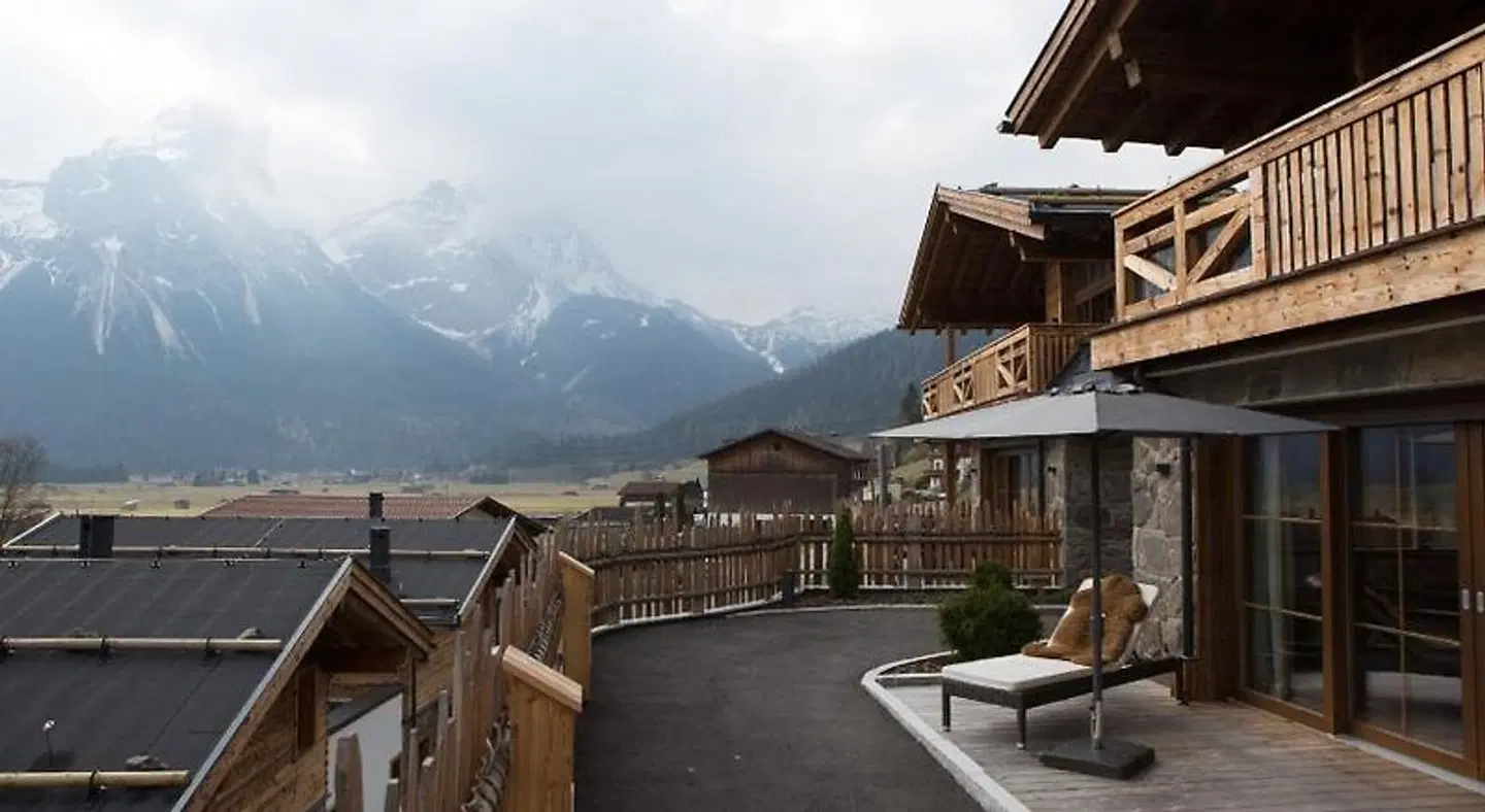 PUR Suites & Chalets Terrasse