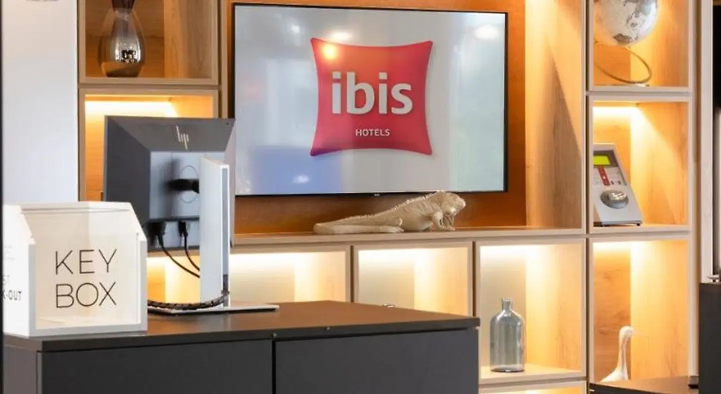 ibis Lugano Paradiso LOUNGE_LOBBY