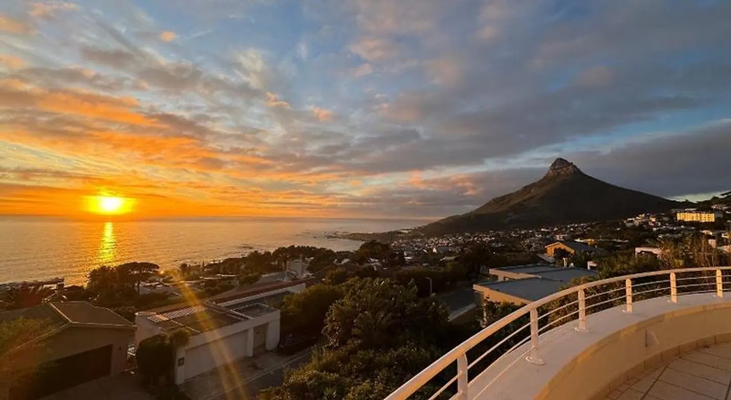 Bay Reflections Camps Bay Villa LANDSCAPE