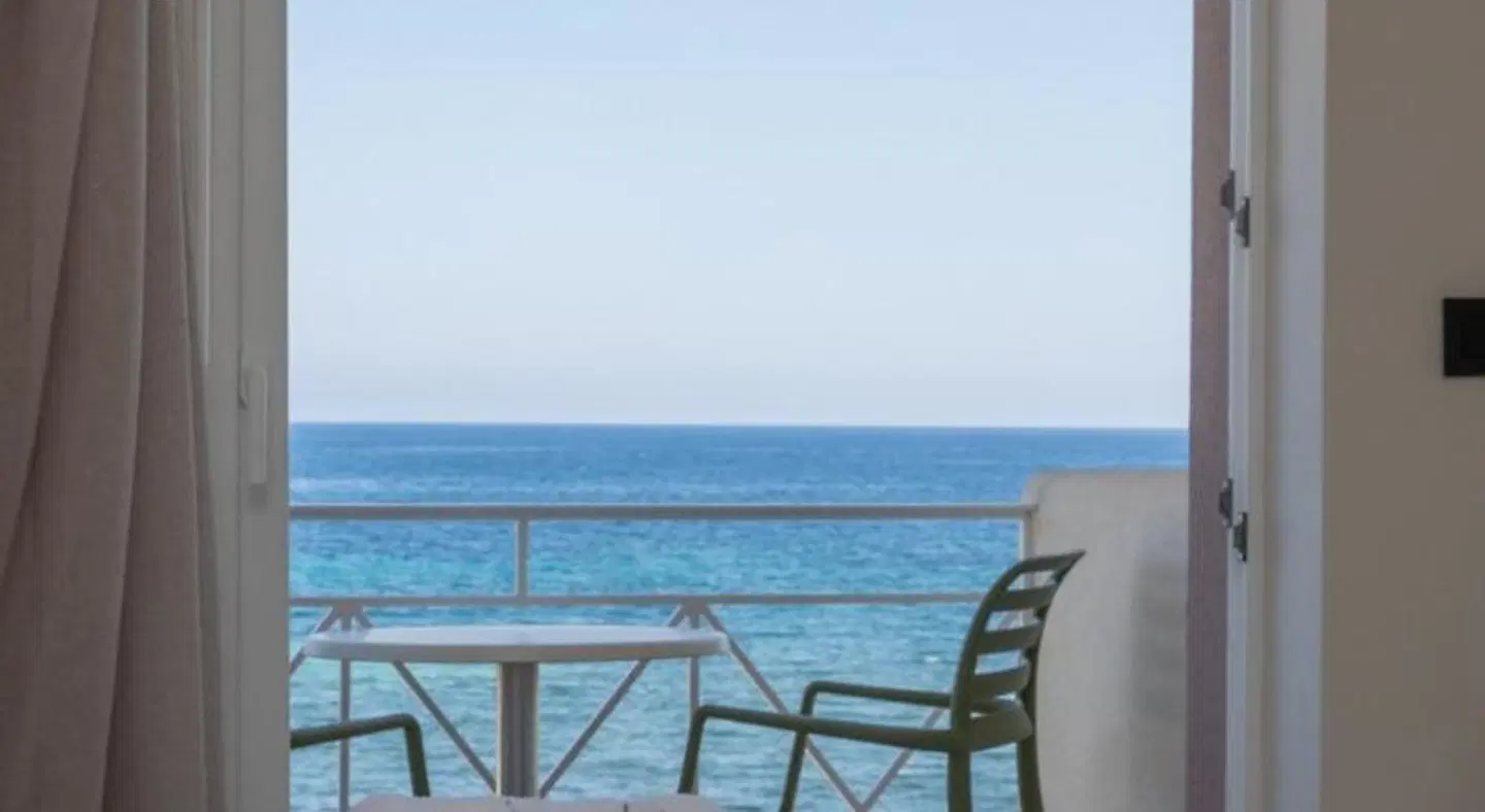 Hotel Artina & Artina Nuovo Apartments Terrasse