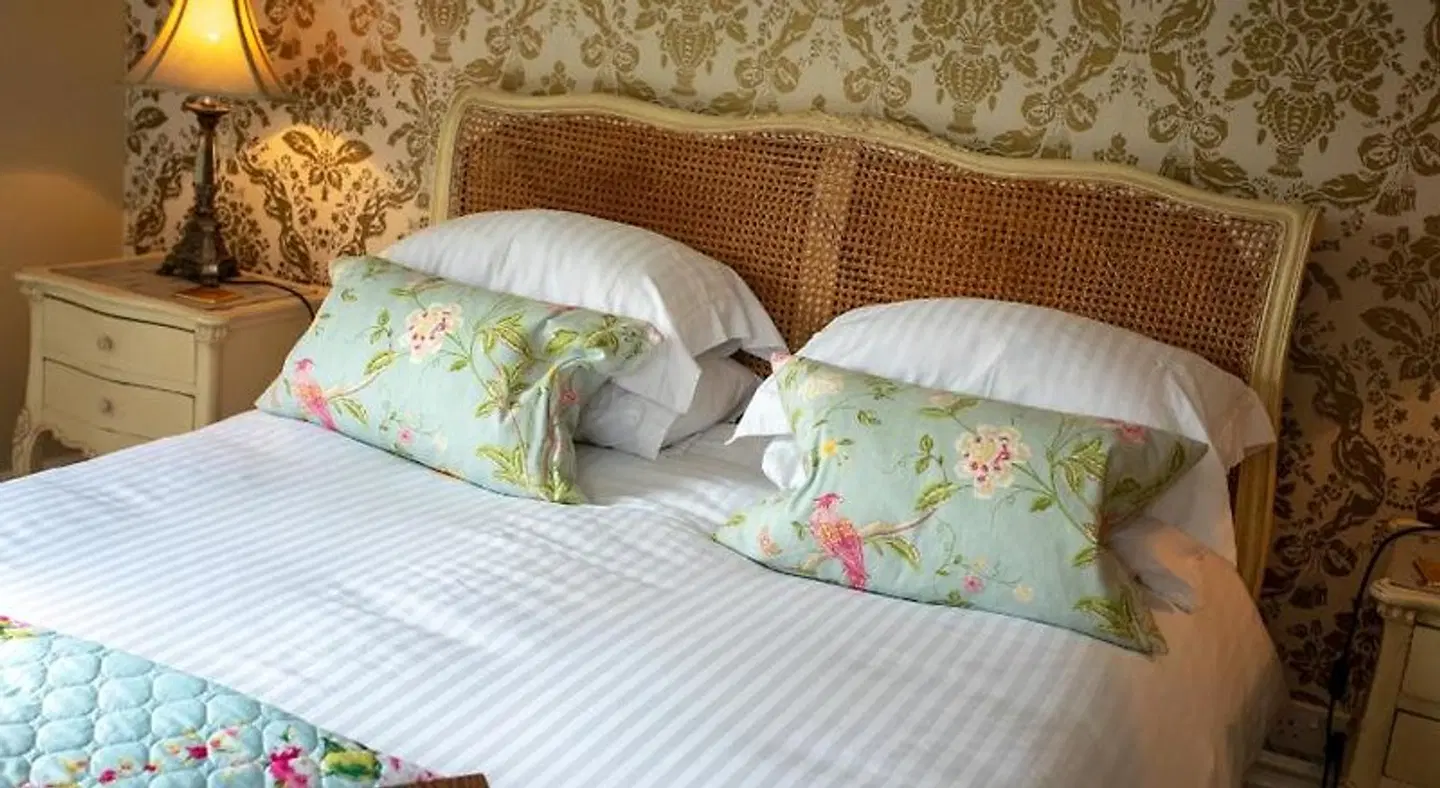 Treherne House & The Malvern Retreat ROOM_EXAMPLE