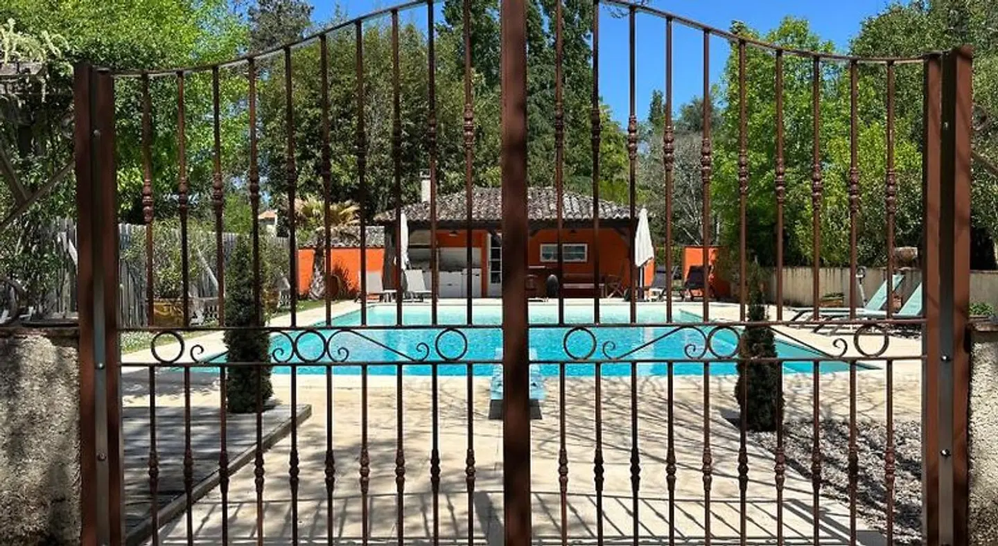 Domaine des Monges Terrasse