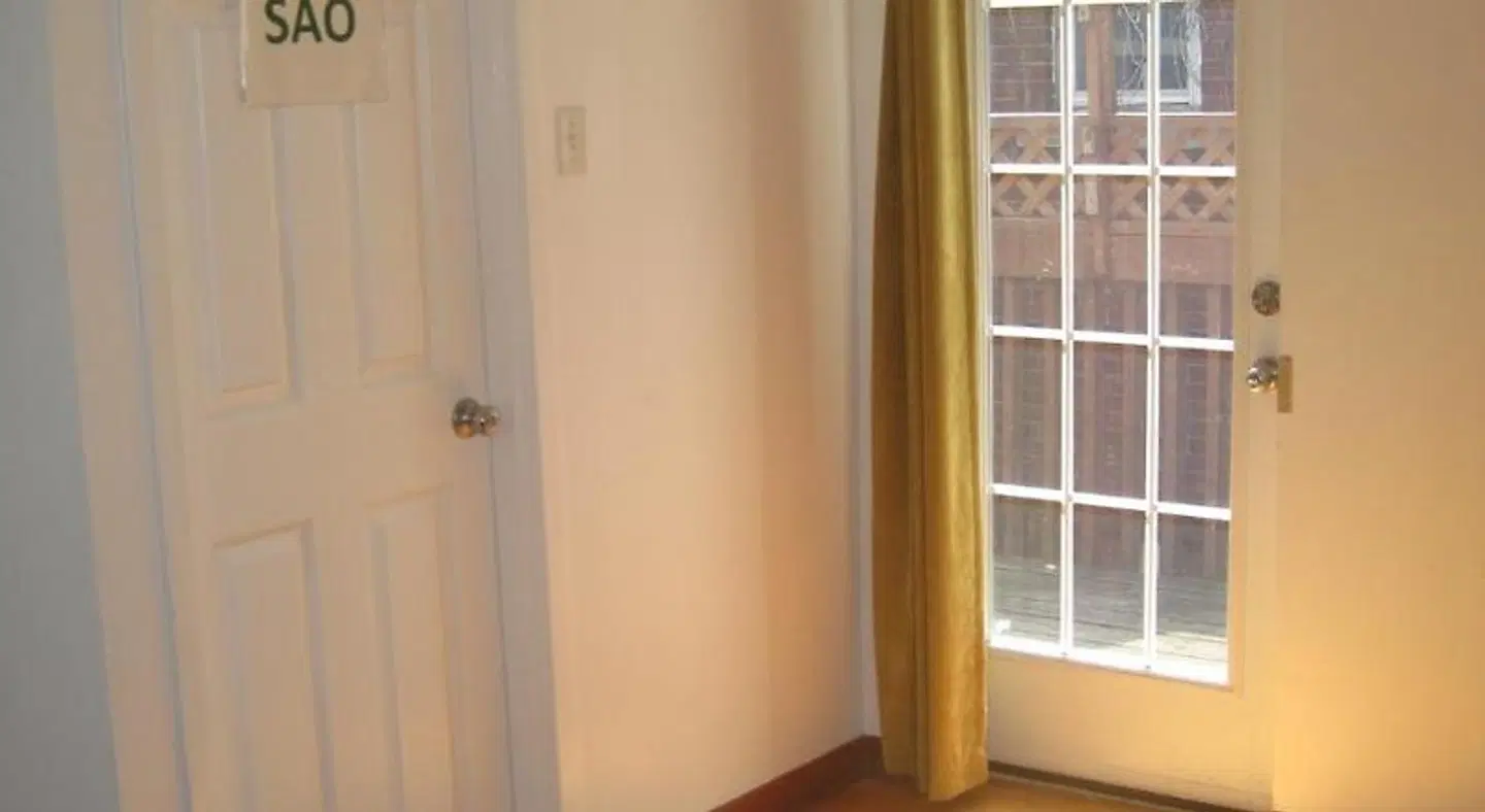 Ottawa Backpackers Inn Badezimmer