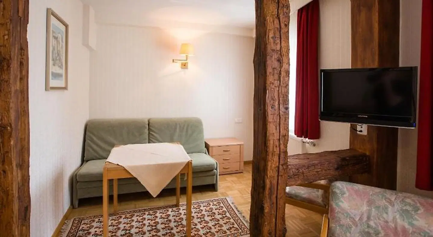 Goldener Greifen ROOM_EXAMPLE