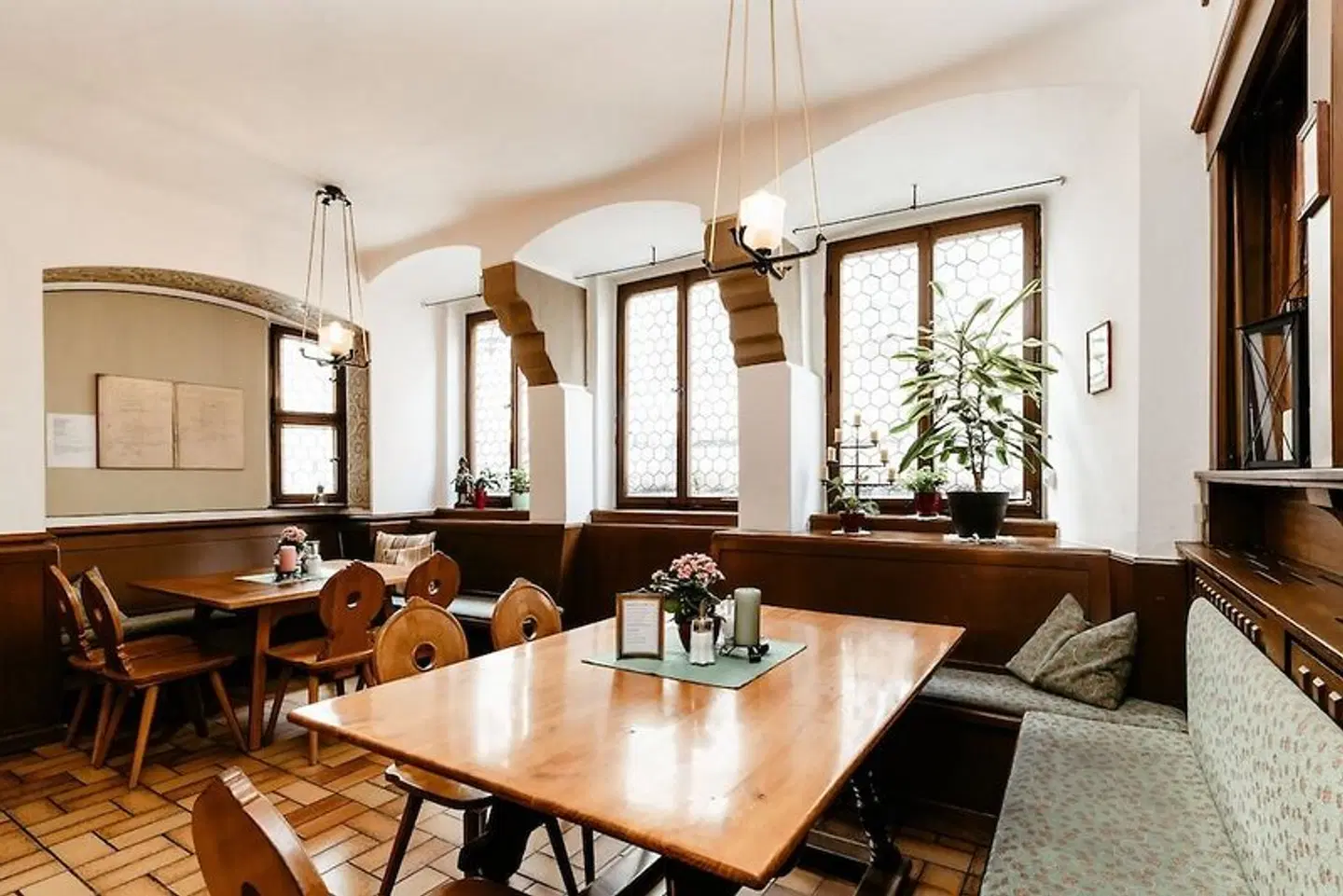 Goldener Greifen ROOM_EXAMPLE