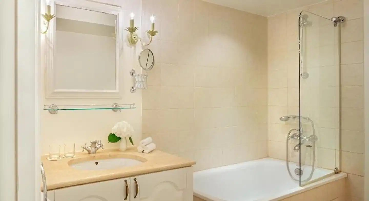 Schlössle Hotel Badezimmer