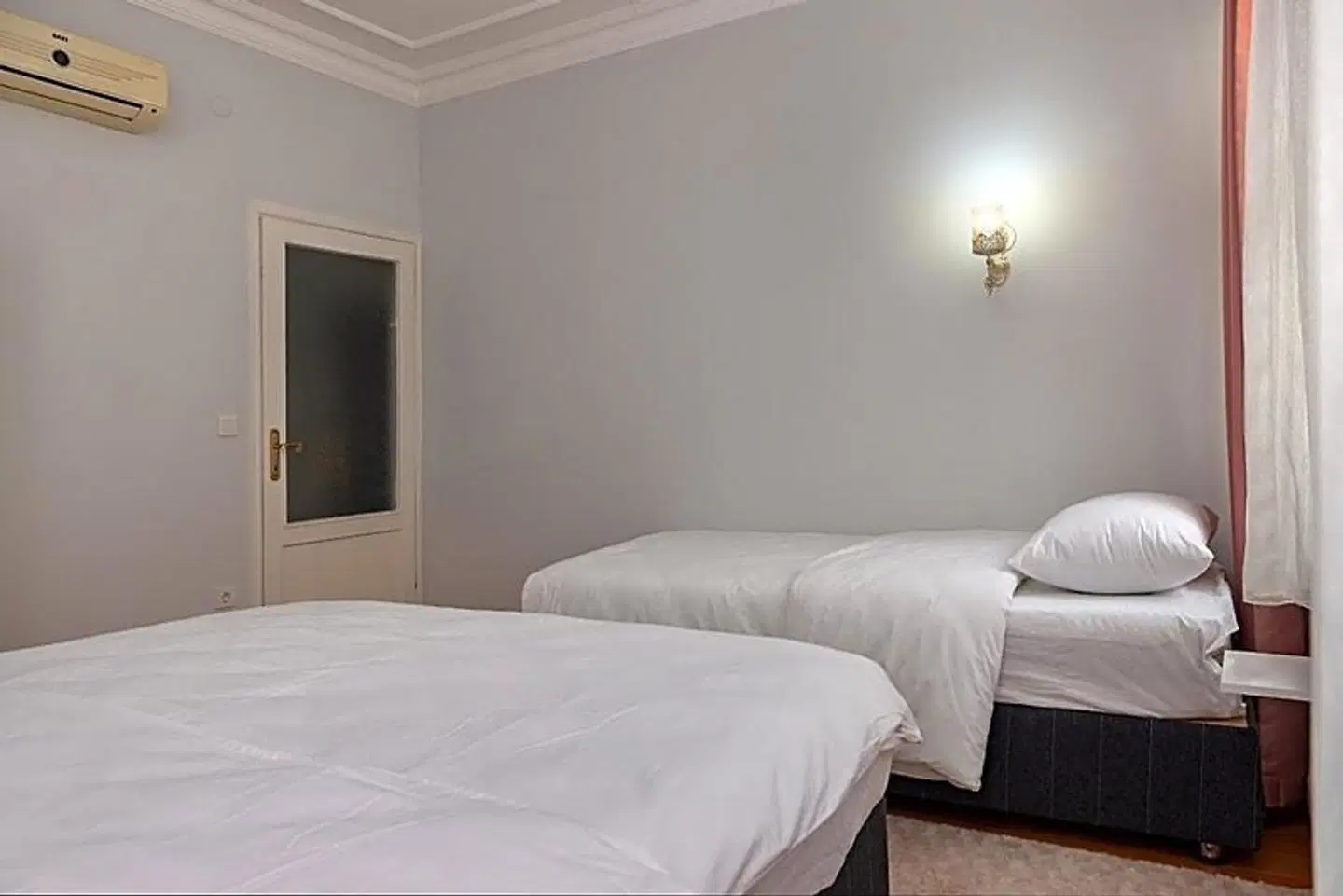 Dualis Hotel ROOM_EXAMPLE