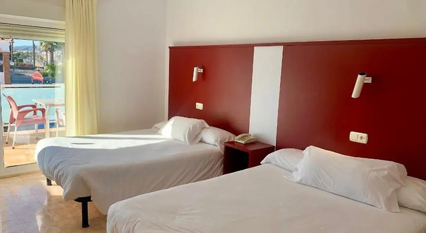 Continental ROOM_EXAMPLE