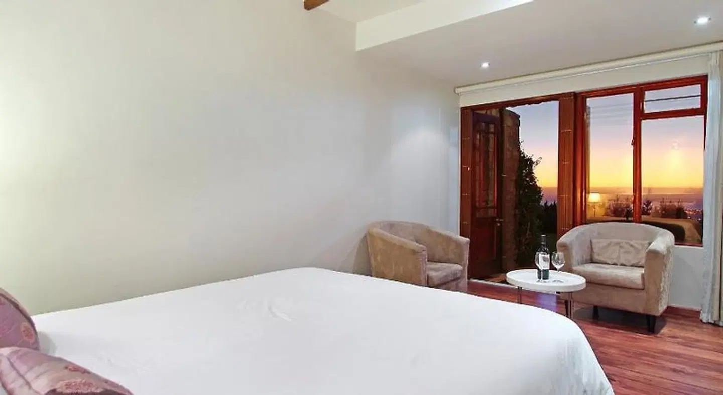 Lalapanzi Lodge ROOM_EXAMPLE