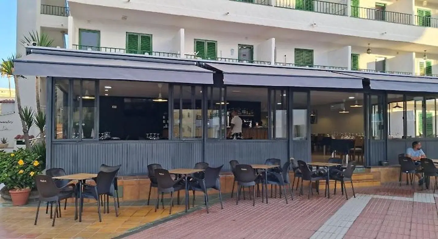 Las Faluas EXTERIOR
