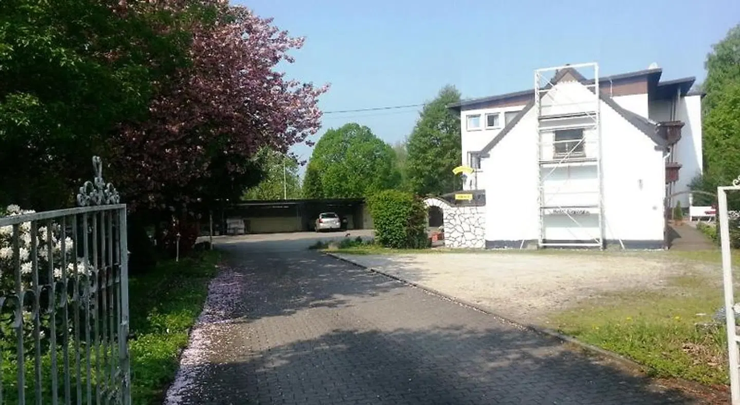 Saarland-hotel Lebach EXTERIOR