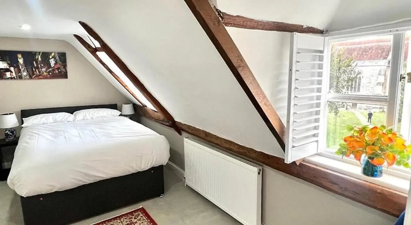 Pear Tree Apartments ROOM_EXAMPLE