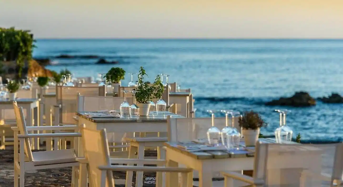 Glaros Royal Beach Hotel Terrasse