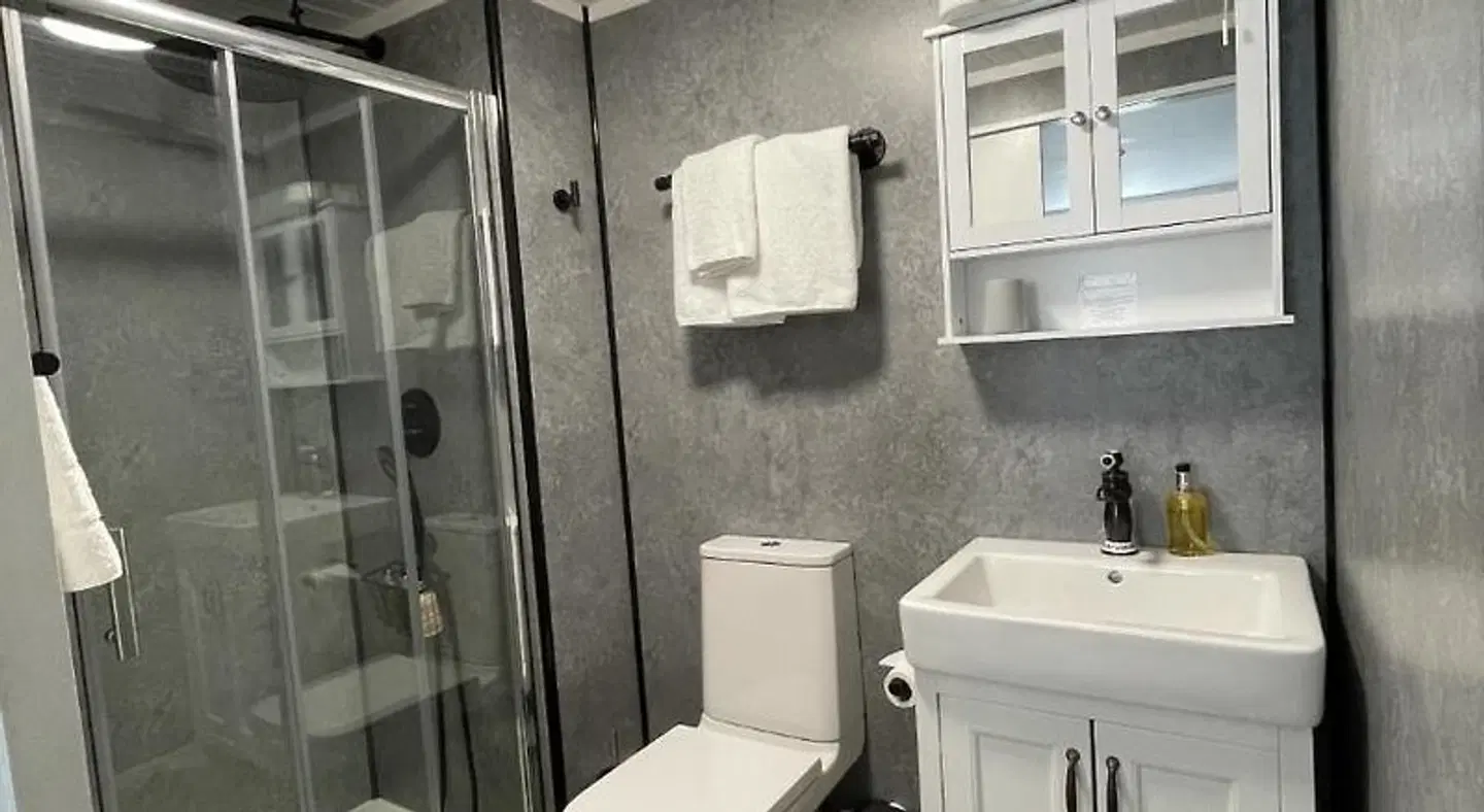 Little Mainstone Guest House Badezimmer