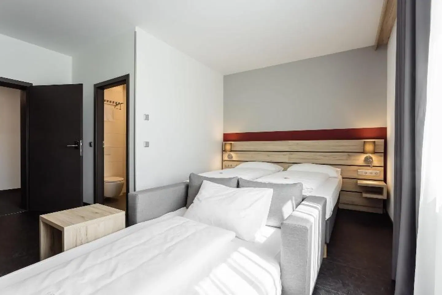 Hotel Smart Liv'in ROOM_EXAMPLE