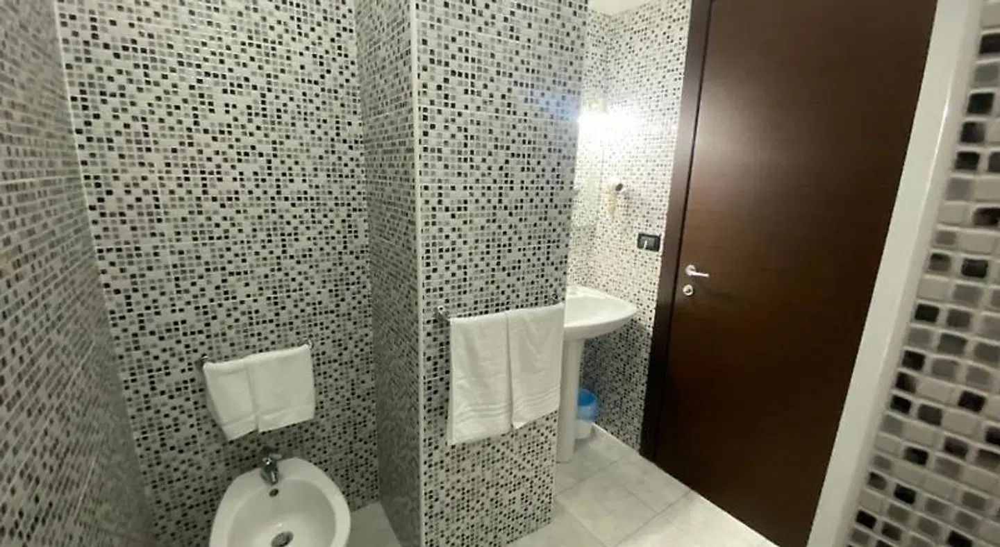 Memole Inn Sanremo Badezimmer