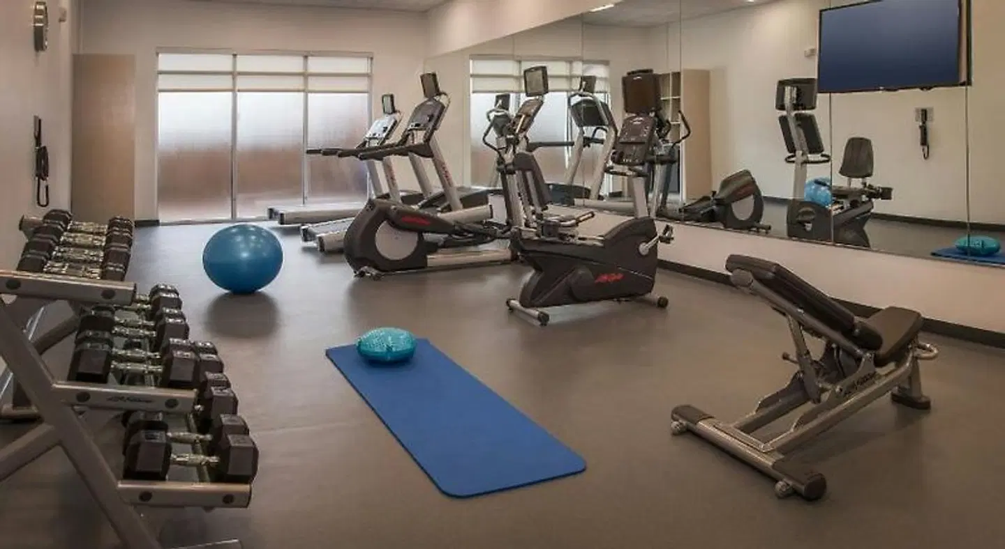 Fairfield Inn & Suites by Marriott Washington SPORTS_AND_LEISURE