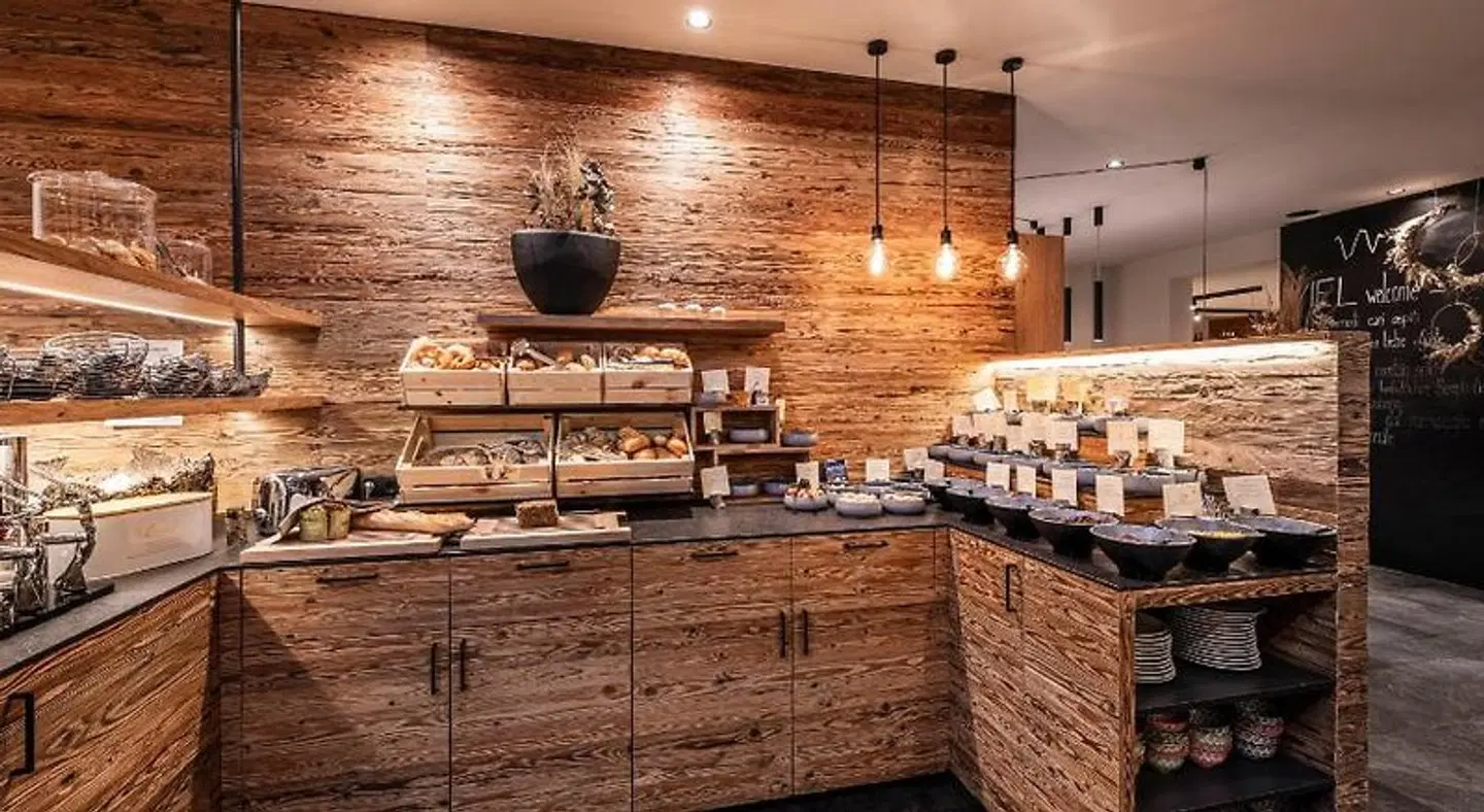 Viel Nois Restaurant