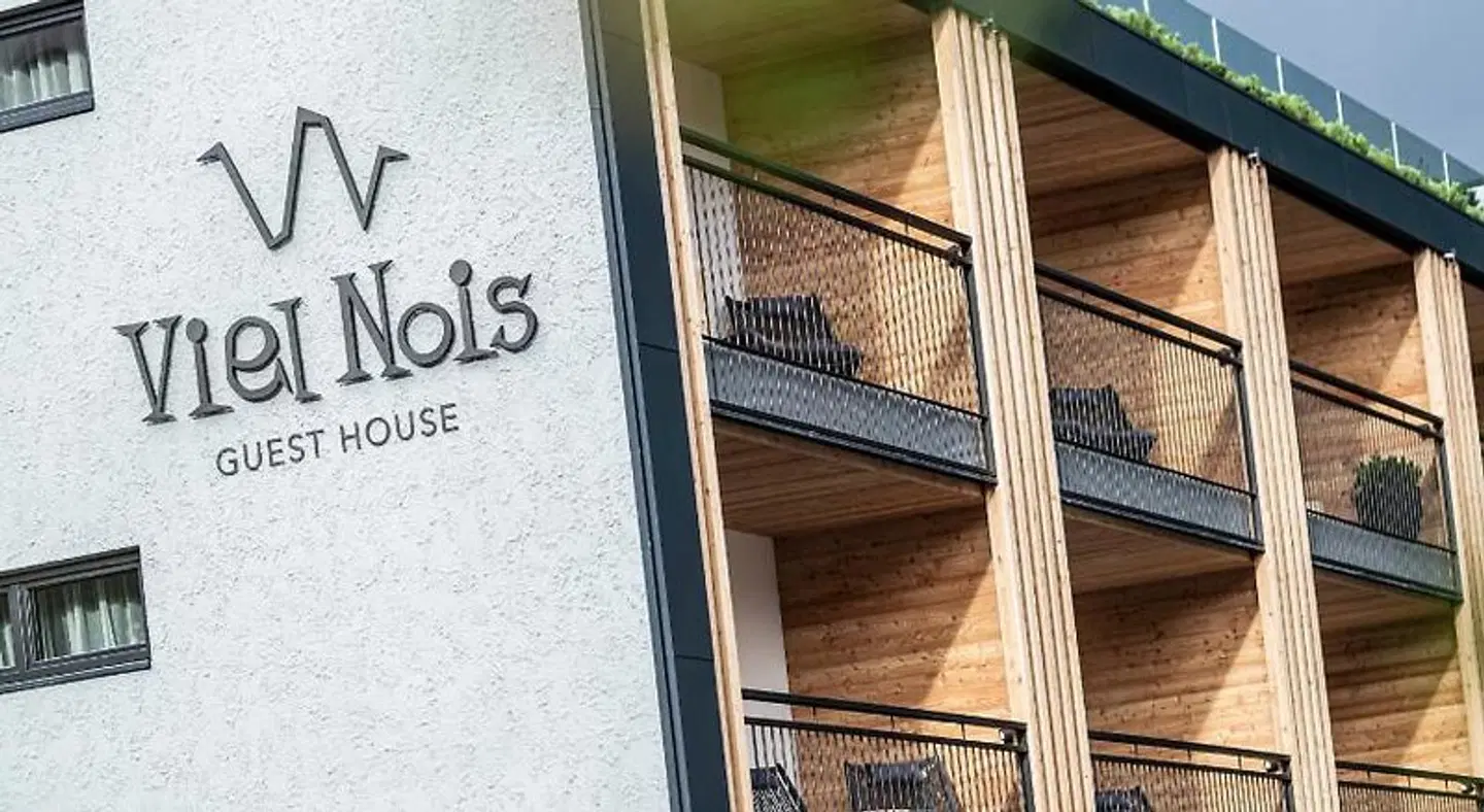 Viel Nois EXTERIOR