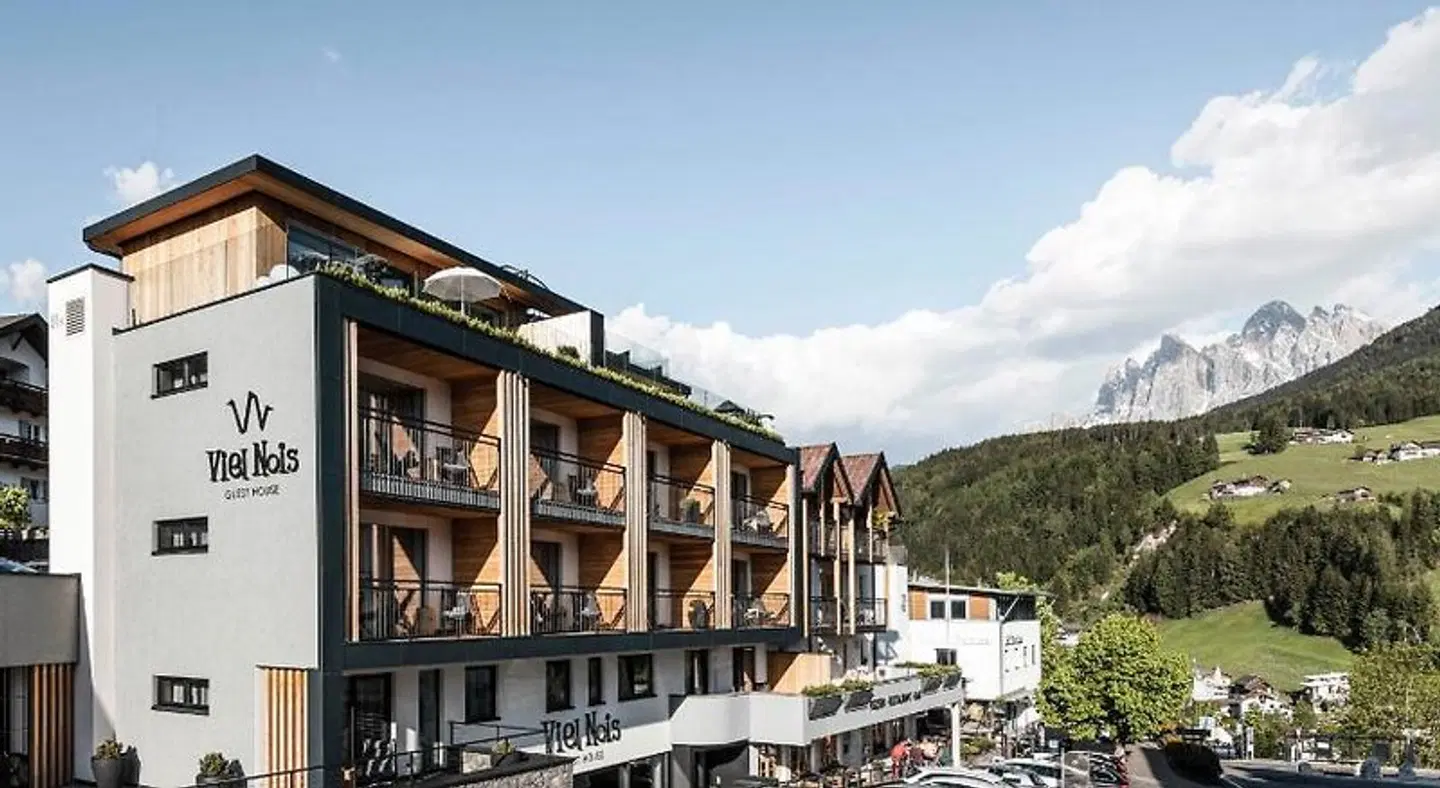 Viel Nois EXTERIOR