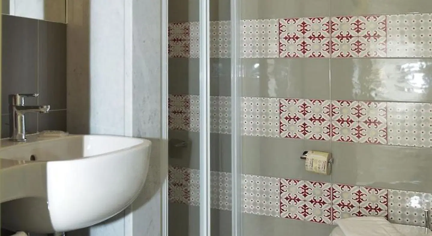 Hotel Zeus Pompei Badezimmer