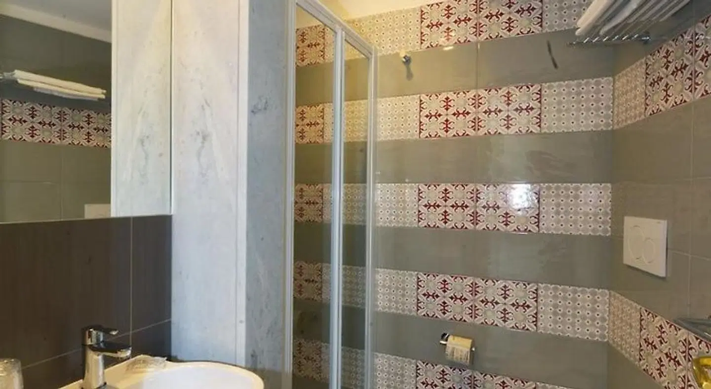 Hotel Zeus Pompei Badezimmer